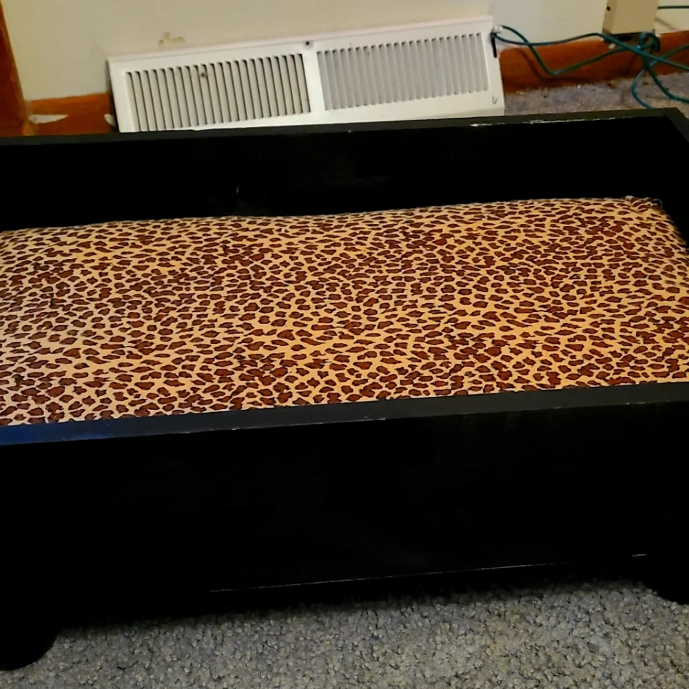 Dog or cat bed